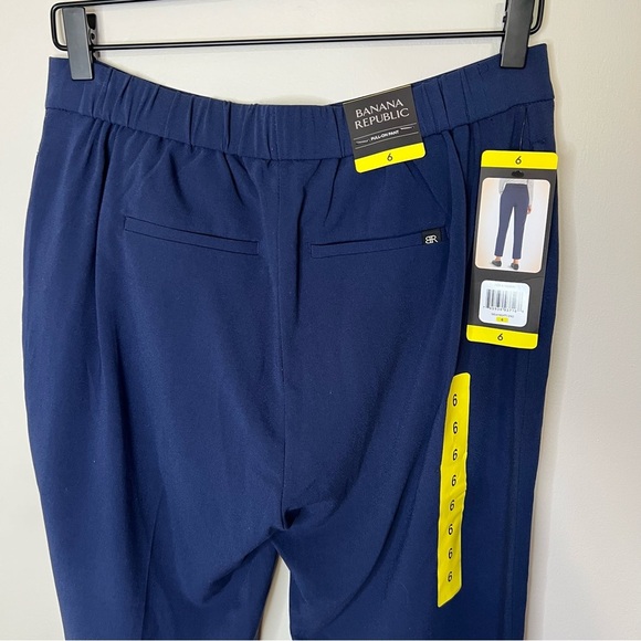 NWT Banana Republic Crop Pull On Flat Front Pants Navy Blue size 6 - Picture 10 of 13